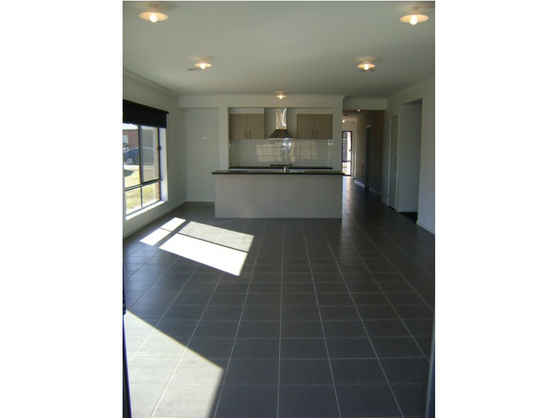 24 Curzon Drive, Ocean Grove VIC 3226