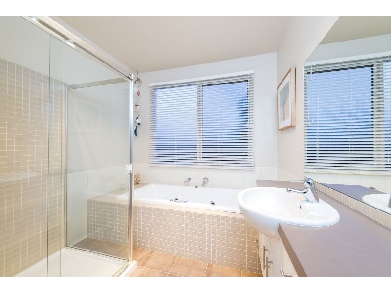 9 Fishermans Walk, Barwon Heads VIC 3227