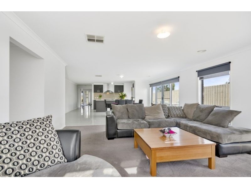 5 Parkside Boulevard, Ocean Grove VIC 3226