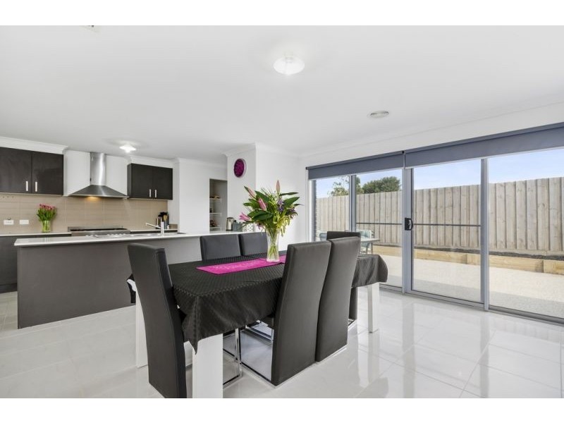 5 Parkside Boulevard, Ocean Grove VIC 3226