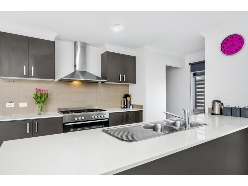 5 Parkside Boulevard, Ocean Grove VIC 3226