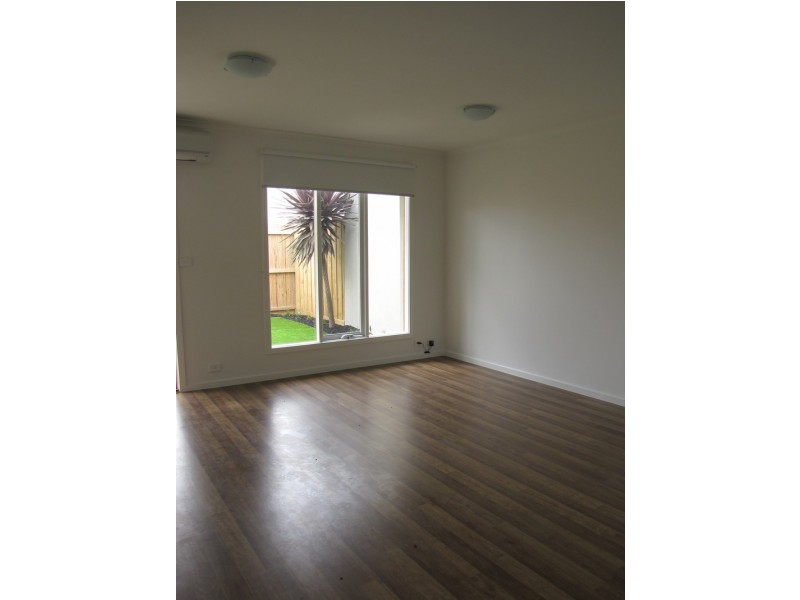 2/10 Wilkinson Court, Ocean Grove VIC 3226