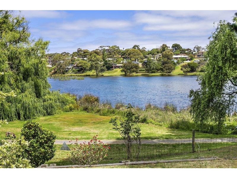 42 Riviera Crescent, Ocean Grove VIC 3226