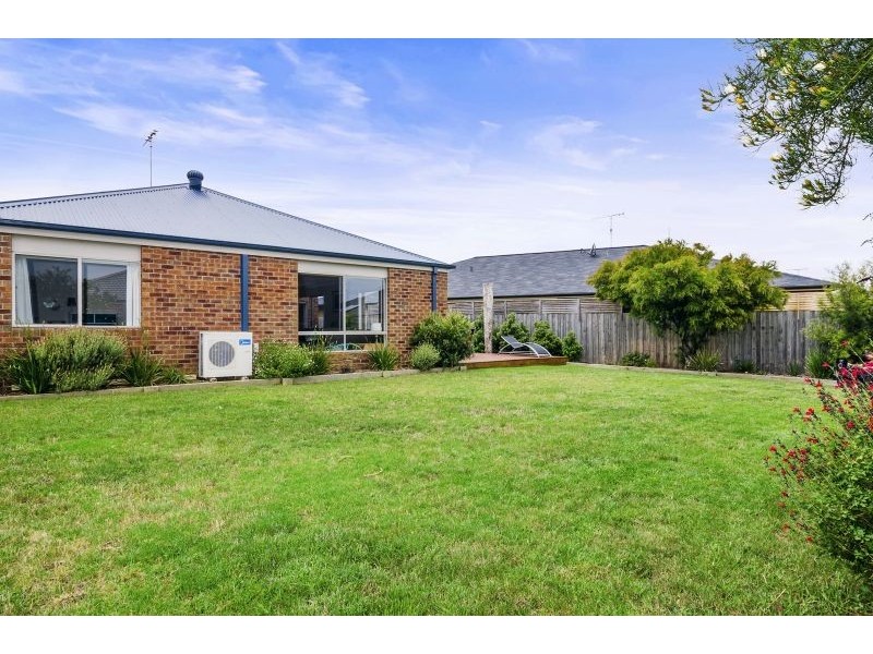 11 Dalkeith Crescent, Ocean Grove VIC 3226