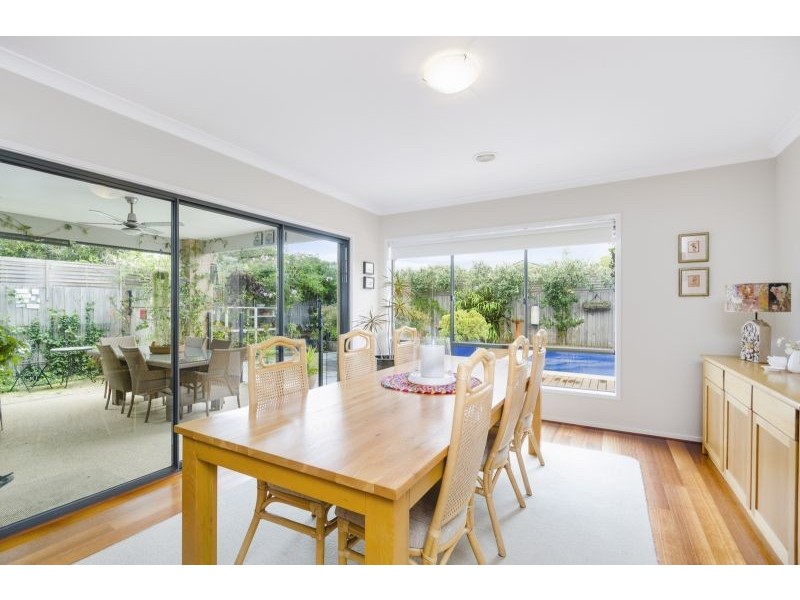 8 Lindors Close, Queenscliff VIC 3225