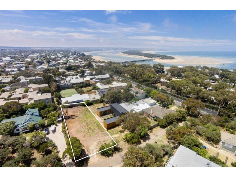 4 Bell Street, Barwon Heads VIC 3227