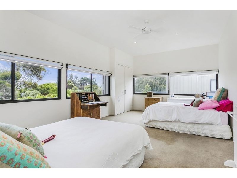 8/22 Grove Road, Barwon Heads VIC 3227