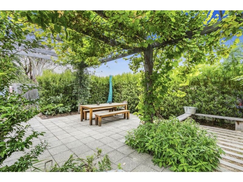 8/22 Grove Road, Barwon Heads VIC 3227