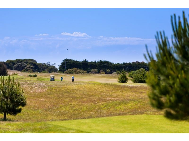 85 Fourteenth Road, Barwon Heads VIC 3227