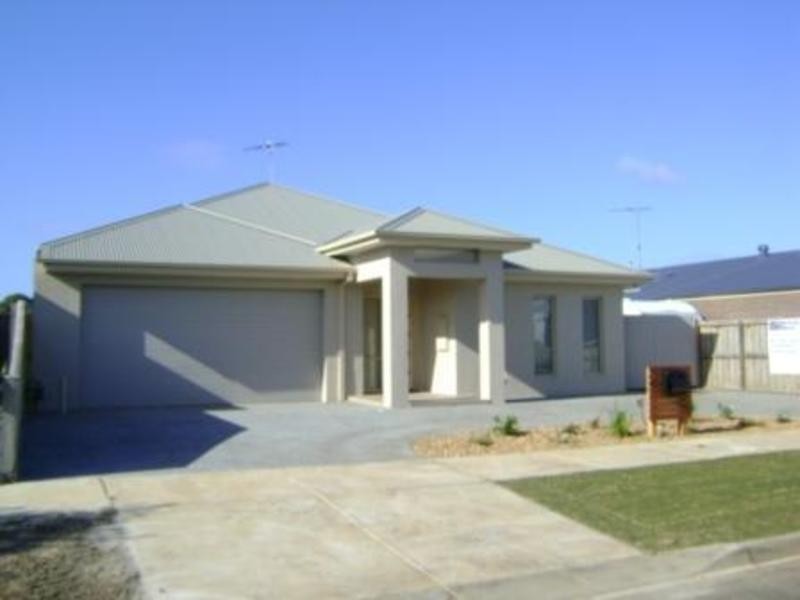 18 Corymbia Circuit, Barwon Heads VIC 3227