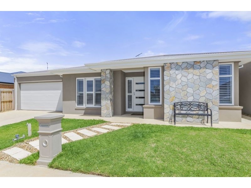 15 Yarrow Street, Ocean Grove VIC 3226