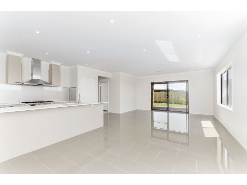 13 Empress Boulevard, Ocean Grove VIC 3226