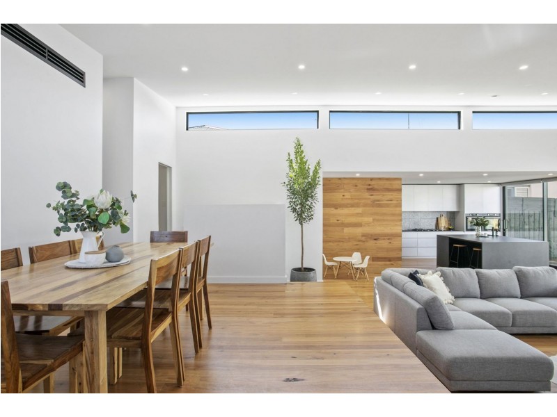 4 Sea Breeze Court, Ocean Grove VIC 3226