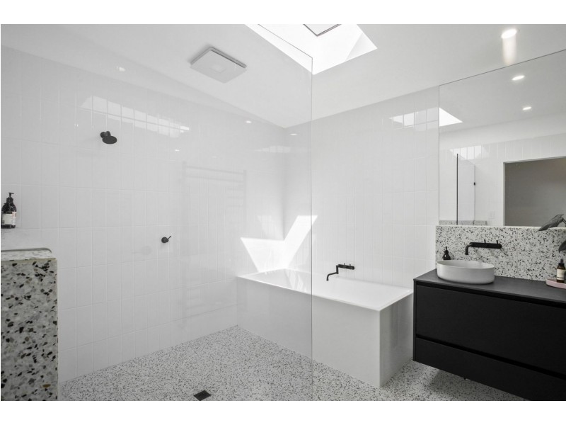 4 Sea Breeze Court, Ocean Grove VIC 3226