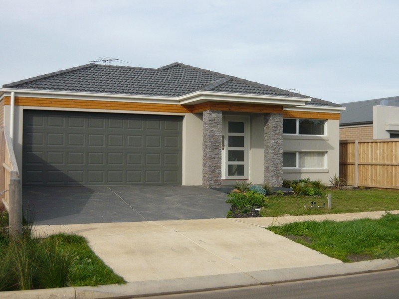 24 Corymbia Circuit, Barwon Heads VIC 3227