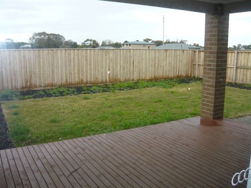 24 Corymbia Circuit, Barwon Heads VIC 3227