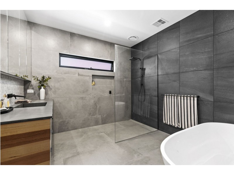 5 Valley Court, Ocean Grove VIC 3226