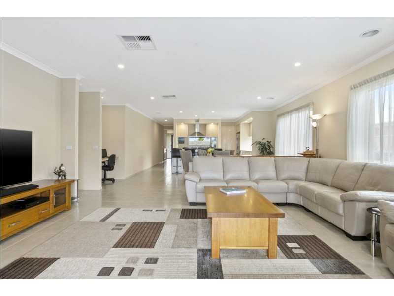 14 Janelle Way, Ocean Grove VIC 3226