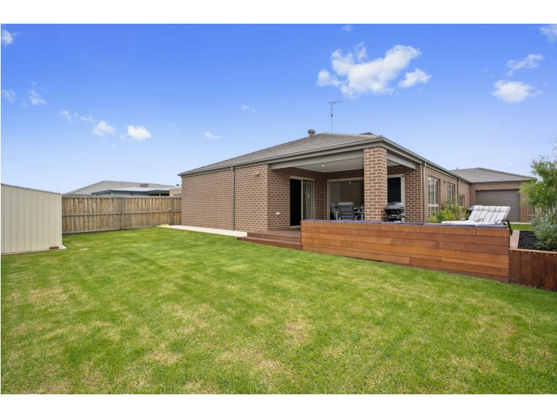 14 Janelle Way, Ocean Grove VIC 3226