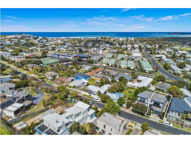 1/12 The Parade, Ocean Grove VIC 3226
