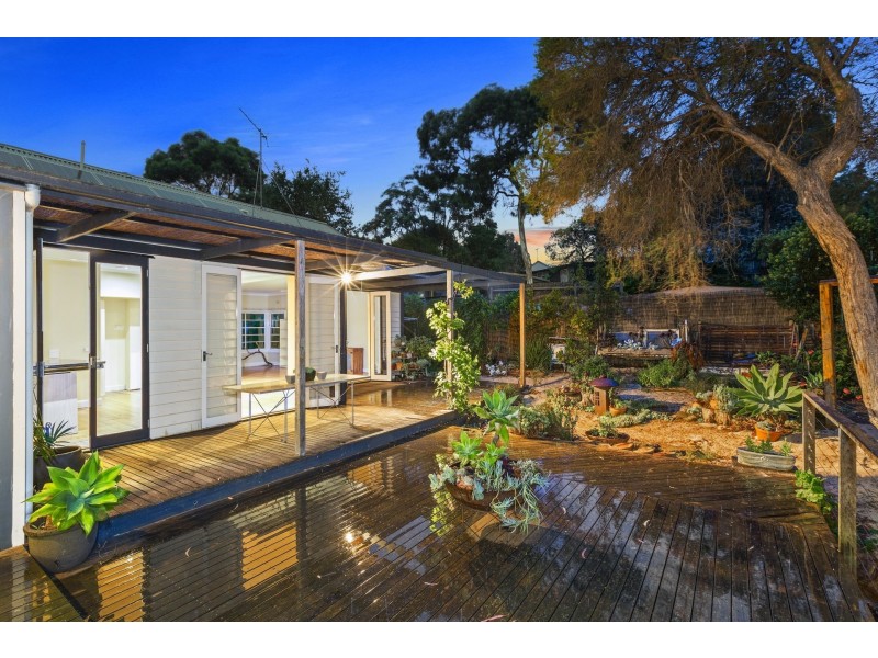 16 Kestrel Place, Ocean Grove VIC 3226