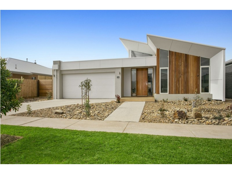 14 Coramba Street, Ocean Grove VIC 3226