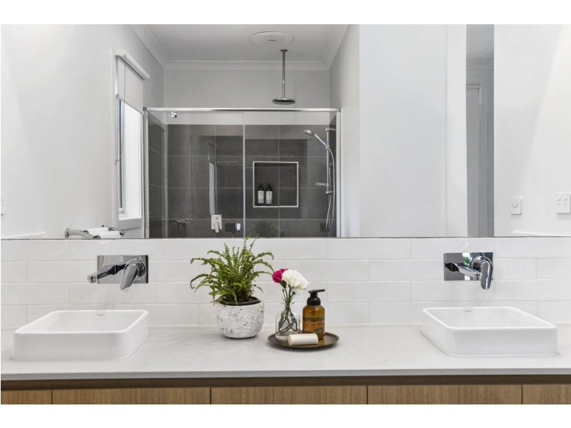 14 Coramba Street, Ocean Grove VIC 3226