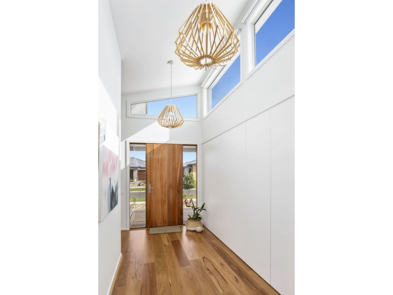 14 Coramba Street, Ocean Grove VIC 3226