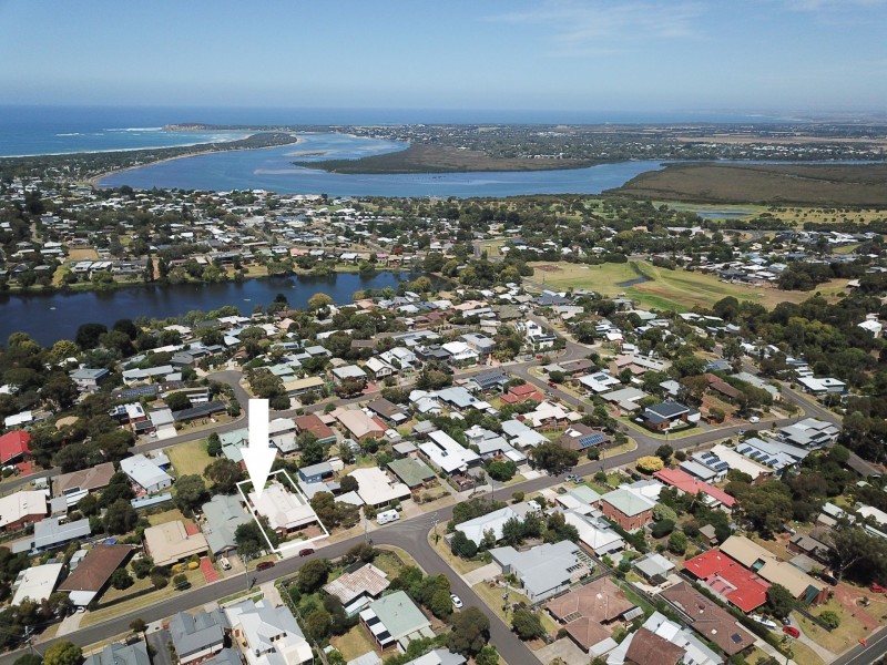 30 Surfers Avenue, Ocean Grove VIC 3226