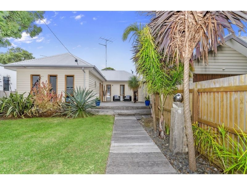 17 Noble Street, Barwon Heads VIC 3227