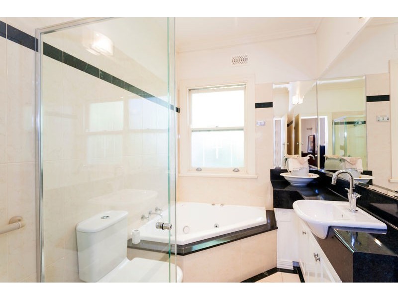 43 Ozone Road, Barwon Heads VIC 3227