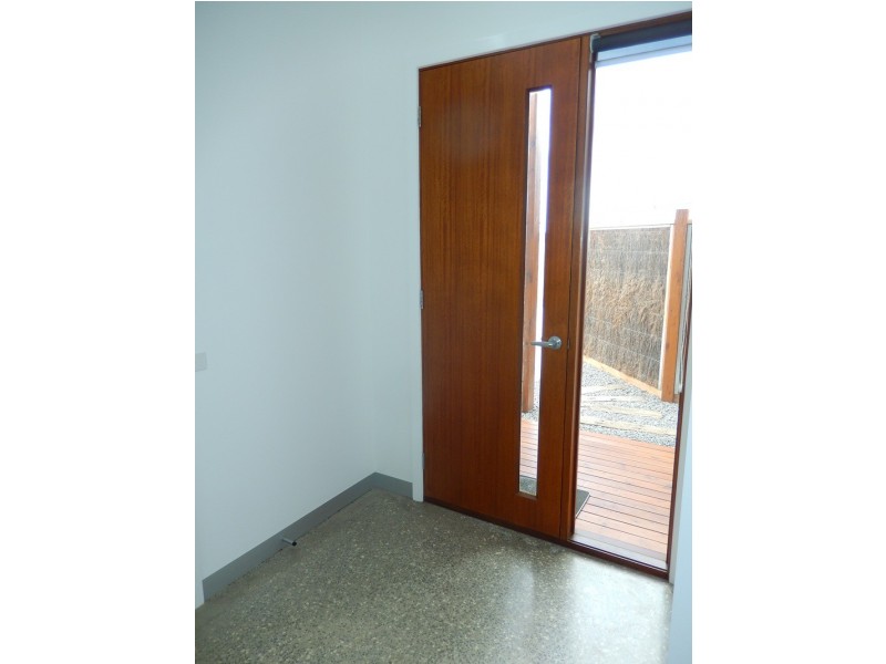 2/33 Hocking Drive, Ocean Grove VIC 3226