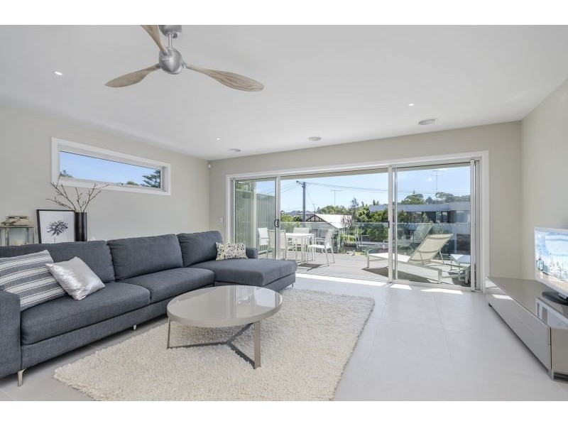 2/8 Lelean Street, Ocean Grove VIC 3226