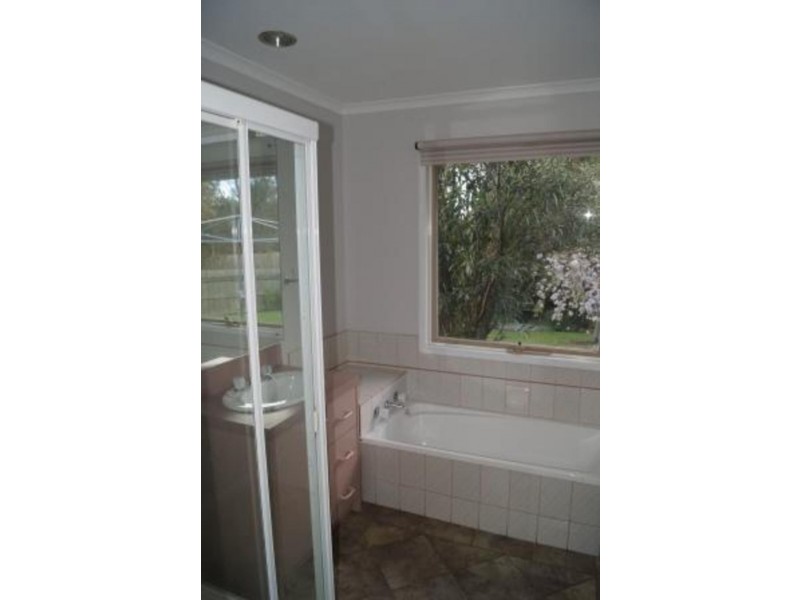 39 Wandana Drive, Wandana Heights VIC 3216