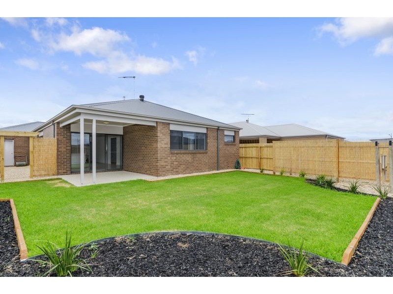 11 Tyro Street, Ocean Grove VIC 3226