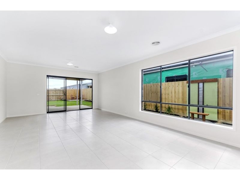 11 Tyro Street, Ocean Grove VIC 3226