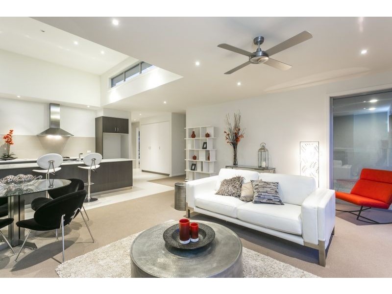 2/13 Plantation Drive, Barwon Heads VIC 3227