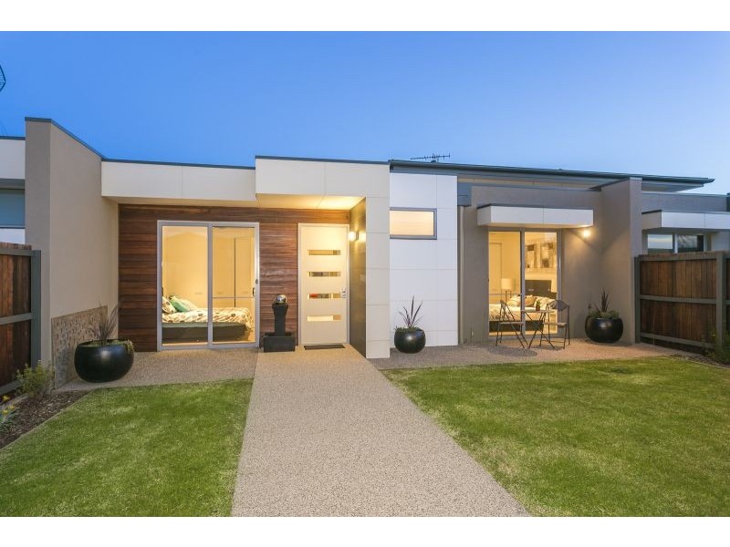 2/13 Plantation Drive, Barwon Heads VIC 3227
