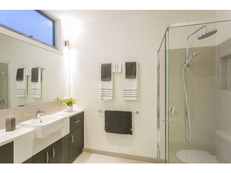 2/13 Plantation Drive, Barwon Heads VIC 3227