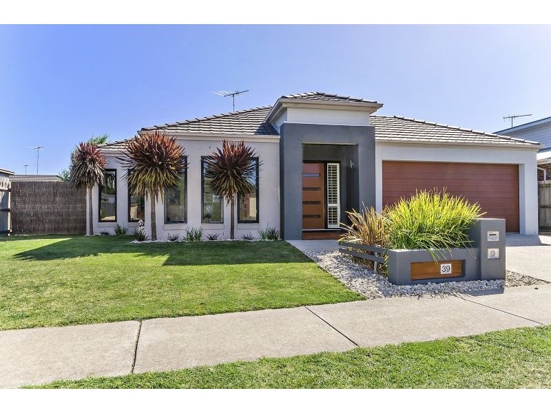 39 Daintree Way, Ocean Grove VIC 3226