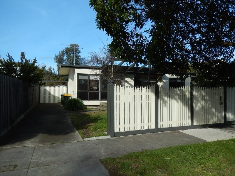 13 Geelong Road, Barwon Heads VIC 3227
