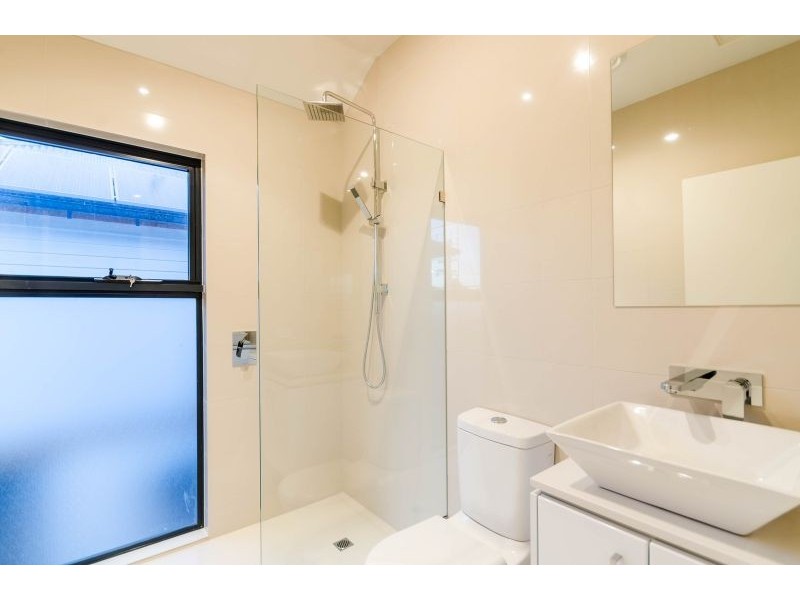 2/16 Jasper Avenue, Barwon Heads VIC 3227