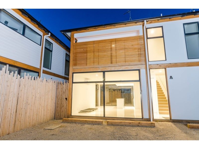 2/16 Jasper Avenue, Barwon Heads VIC 3227