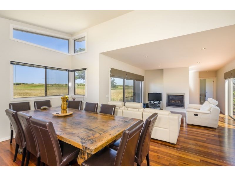 61 Fourteenth Road, Barwon Heads VIC 3227