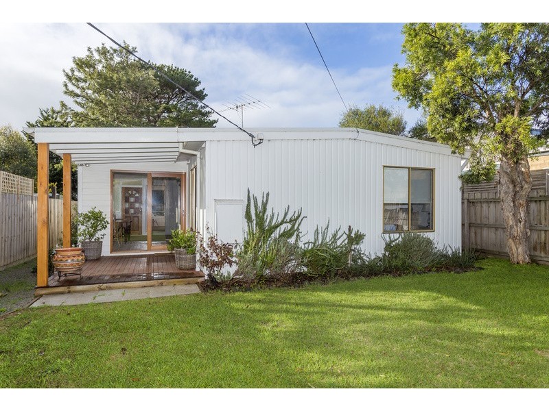 38 Wattlebird Crescent, Barwon Heads VIC 3227
