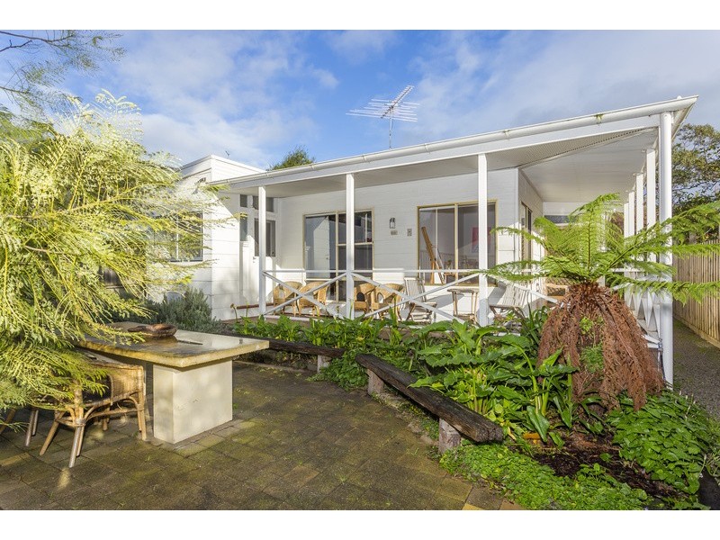 38 Wattlebird Crescent, Barwon Heads VIC 3227