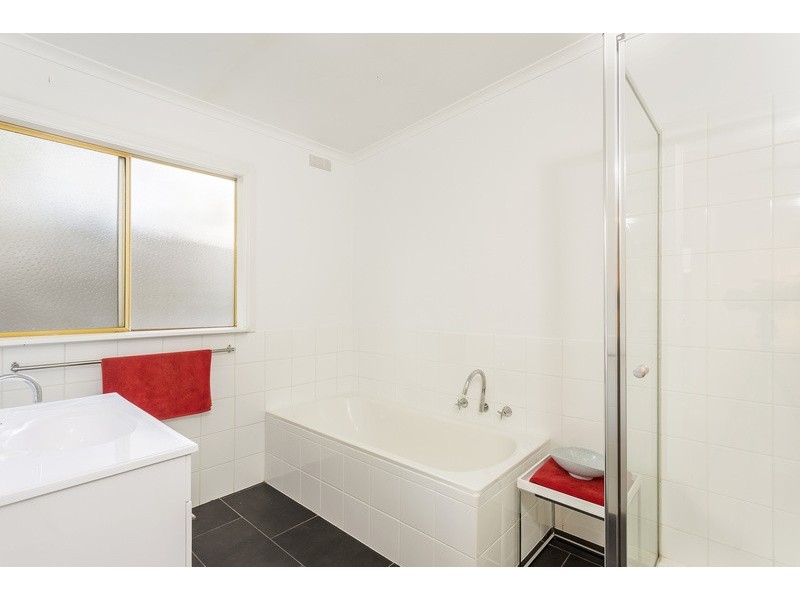 38 Wattlebird Crescent, Barwon Heads VIC 3227
