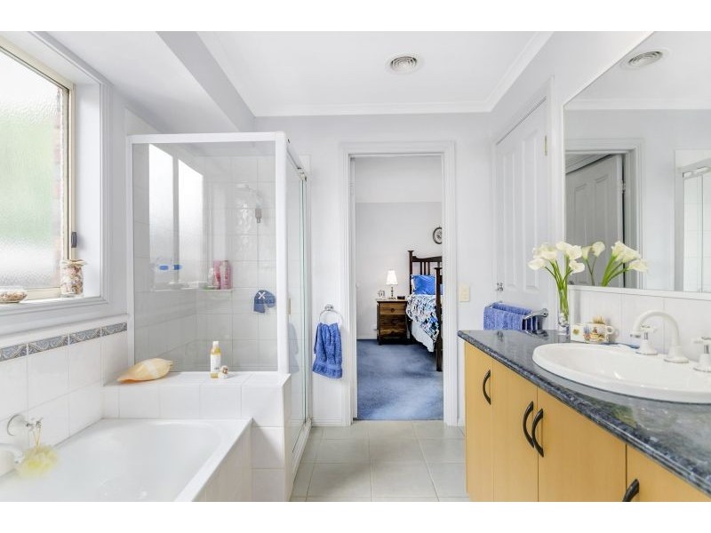 2/4 Kalinga Road, Ocean Grove VIC 3226