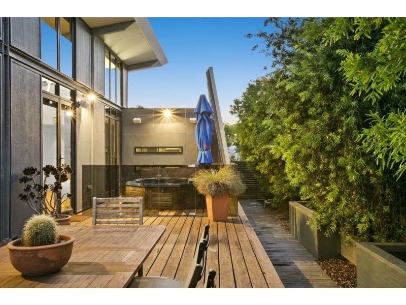 2 Furneaux Close, Barwon Heads VIC 3227