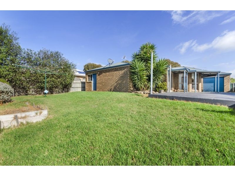 28 Kingston Downs Drive, Ocean Grove VIC 3226